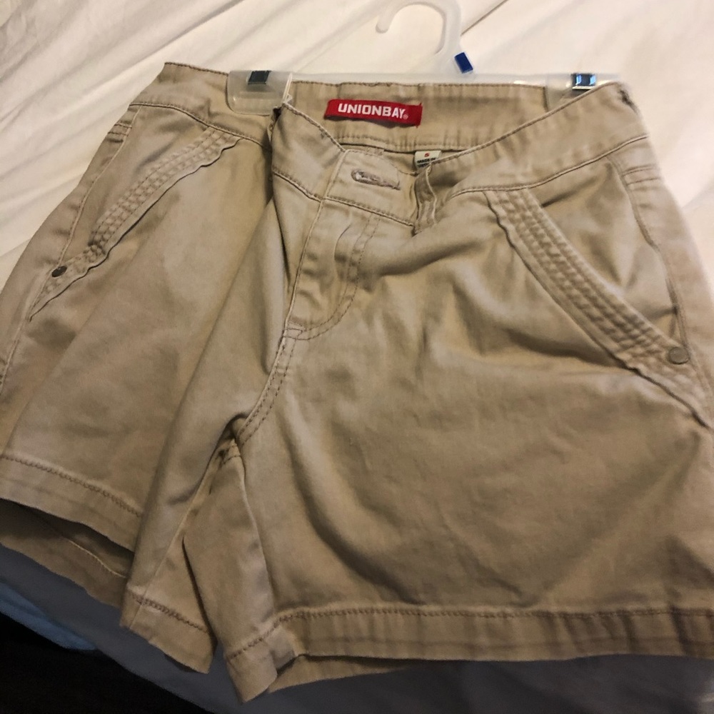 Unisex Kid’s Khaki Shorts